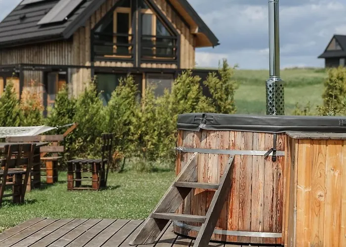 Wild Field House I *